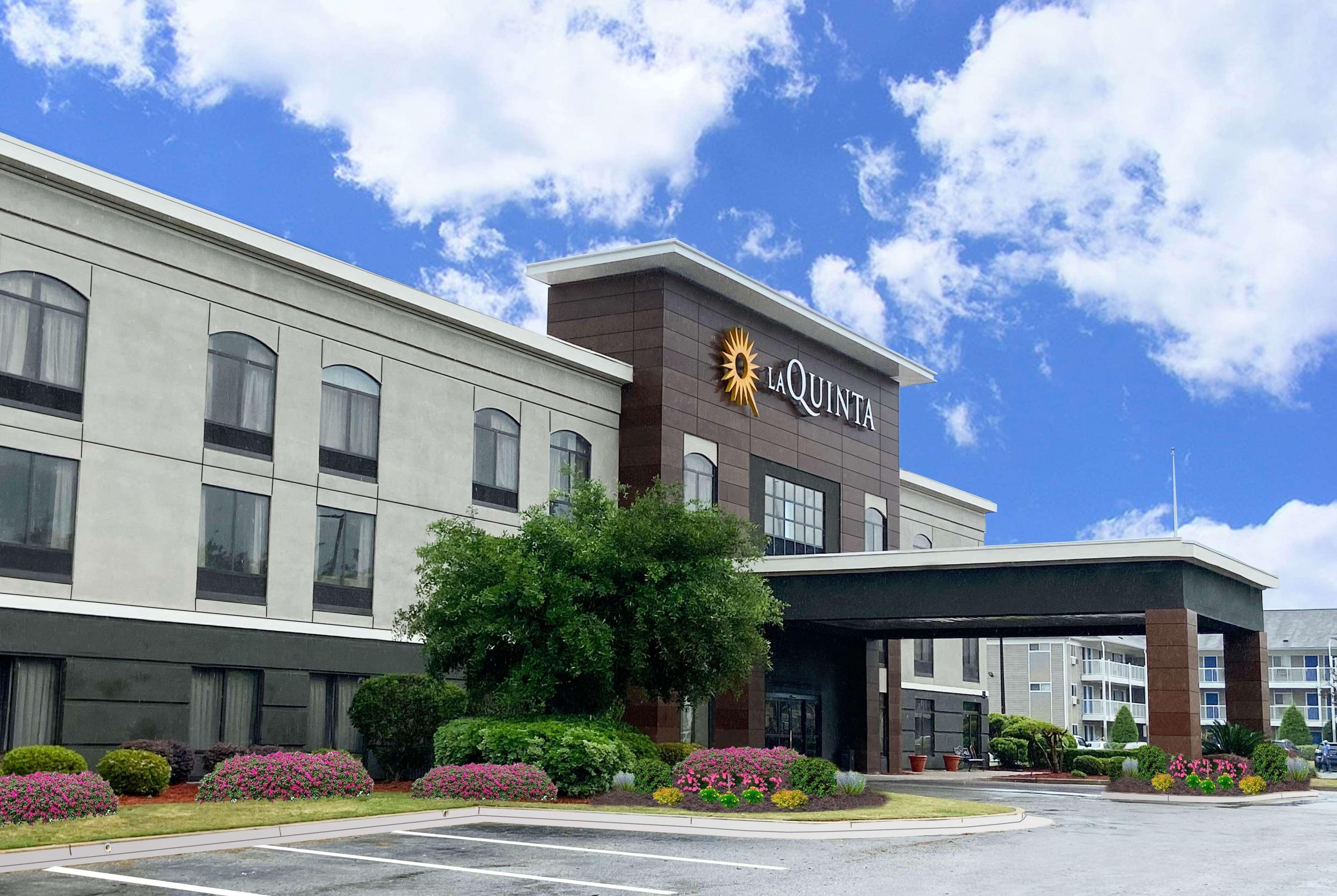 La Quinta & By Wyndham-albany Ga Hotel 3*